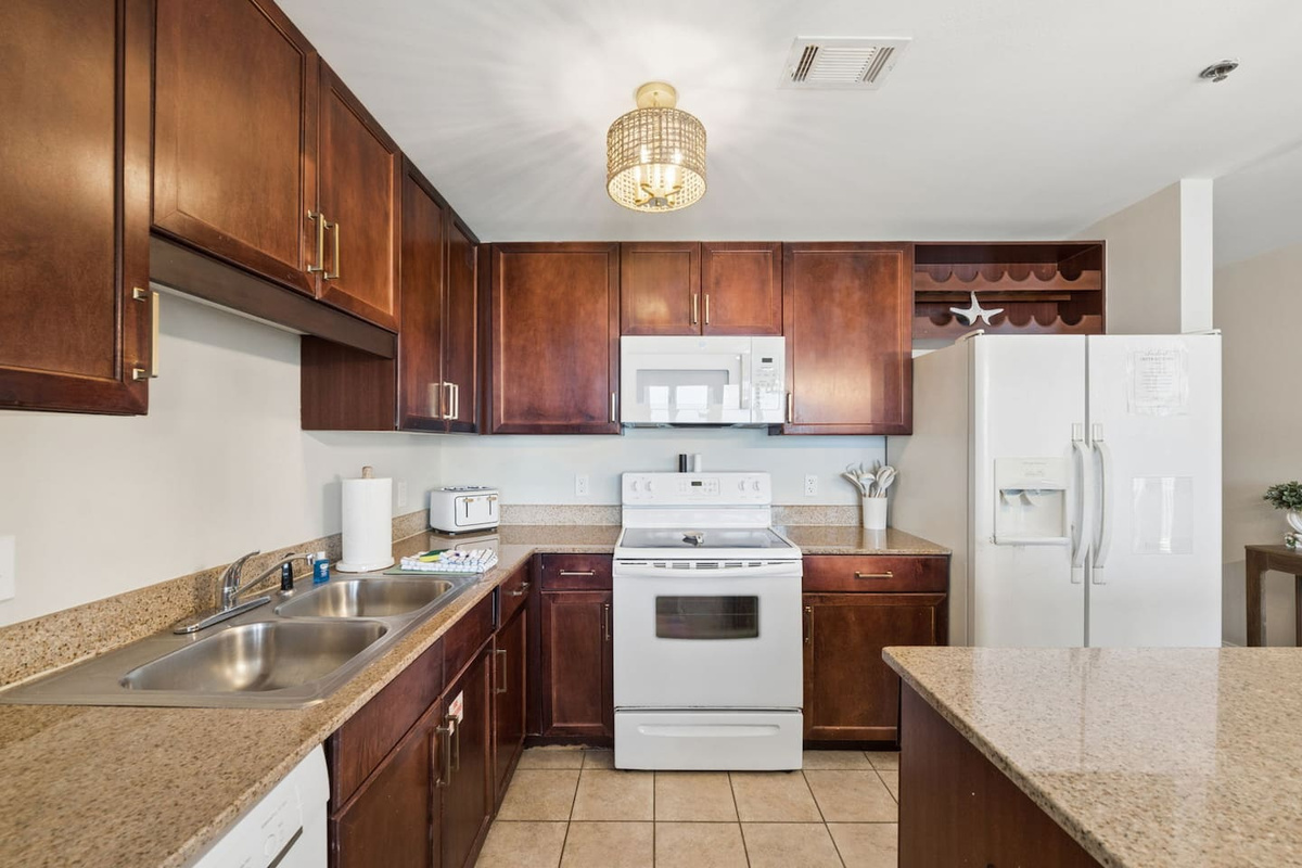 Beachview Escape - Coastal Corner Unit! | Photo 14