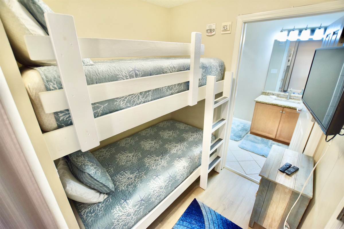 Destin West Gulfside #309: Bunk room
