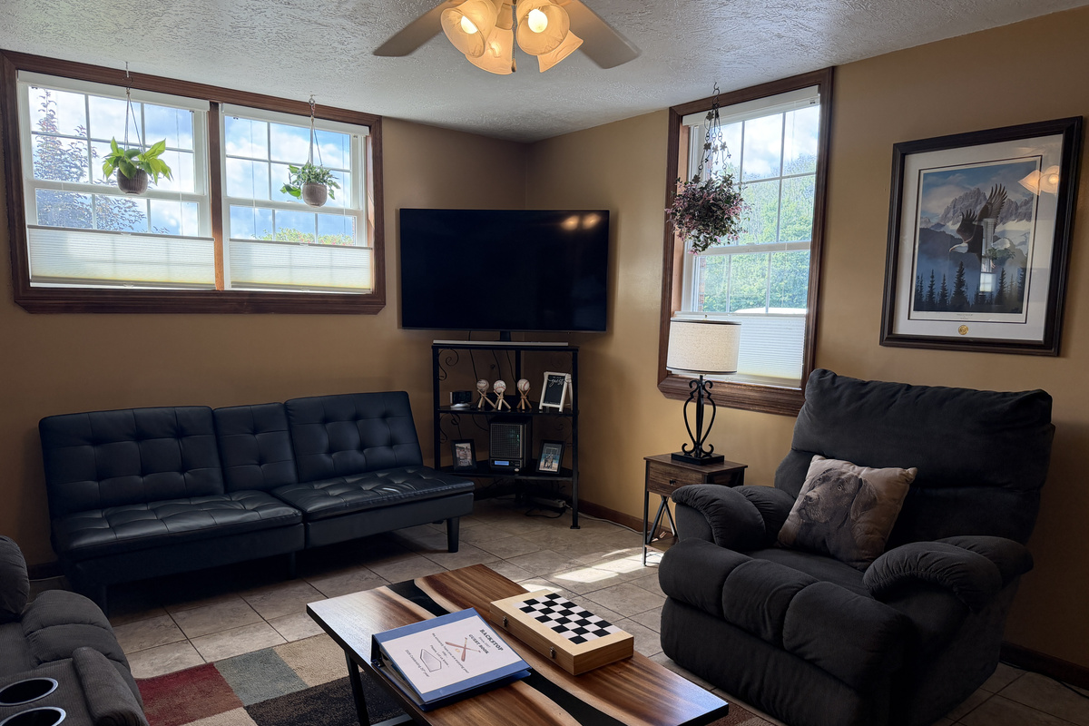 Living area with SmartTV