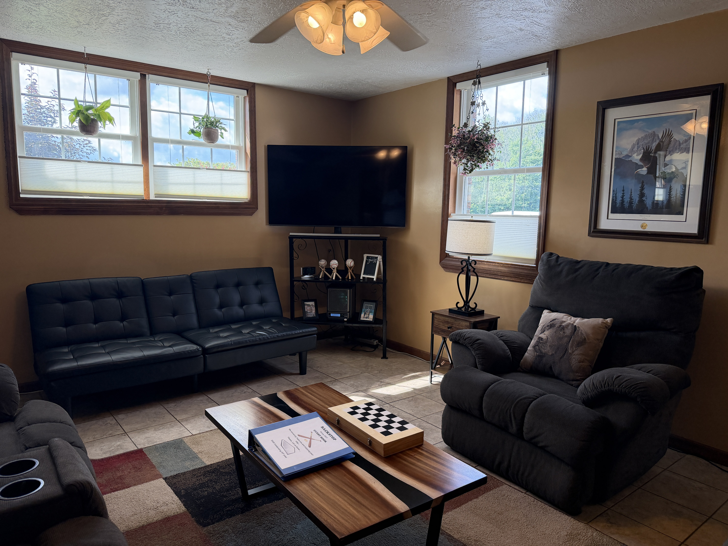 Living area with SmartTV