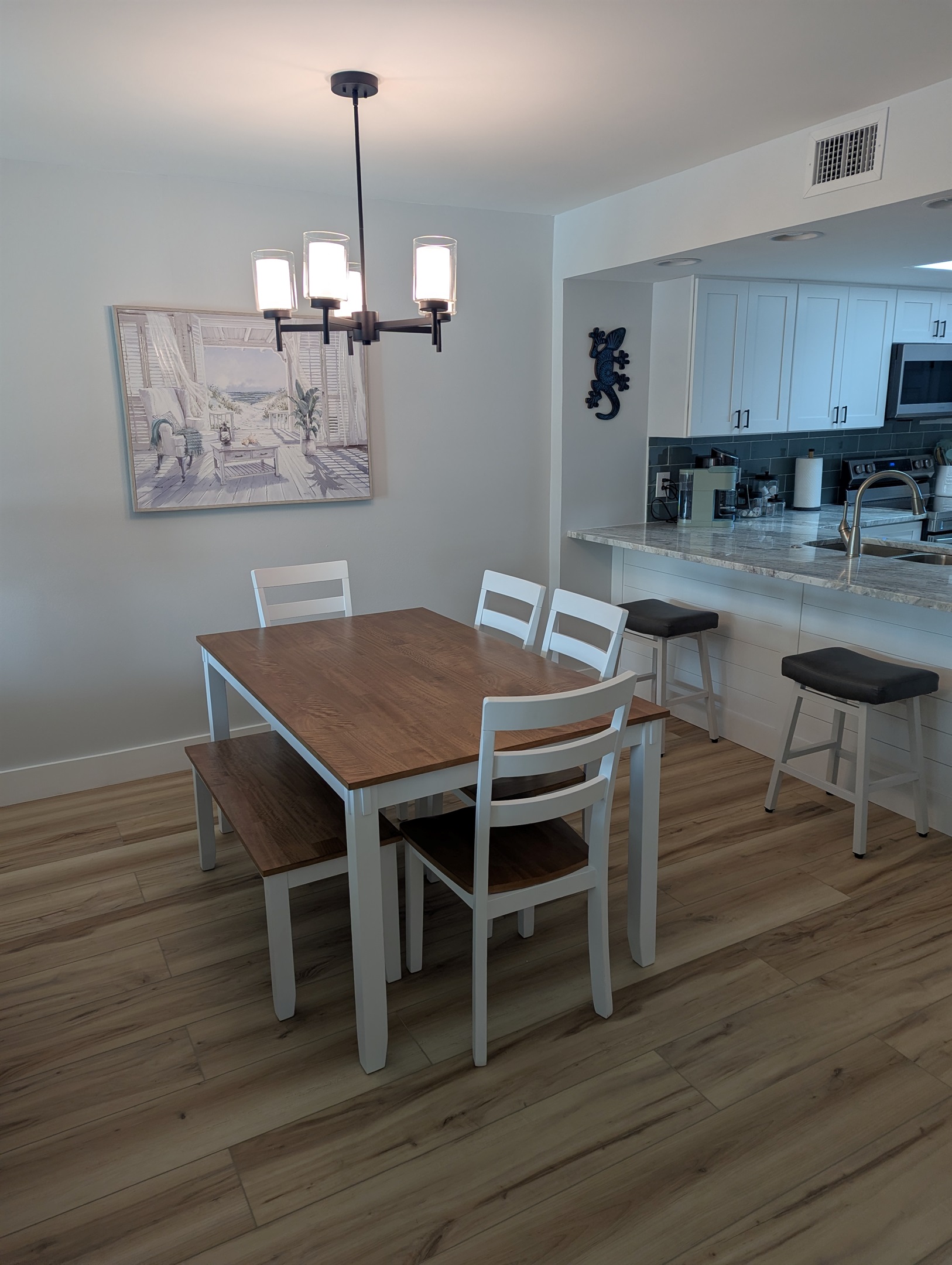 Dining Table with Seating for 6