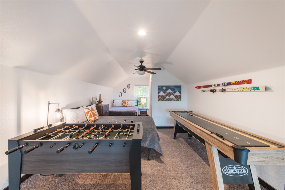 Loft with two queen beds and fitness facilities