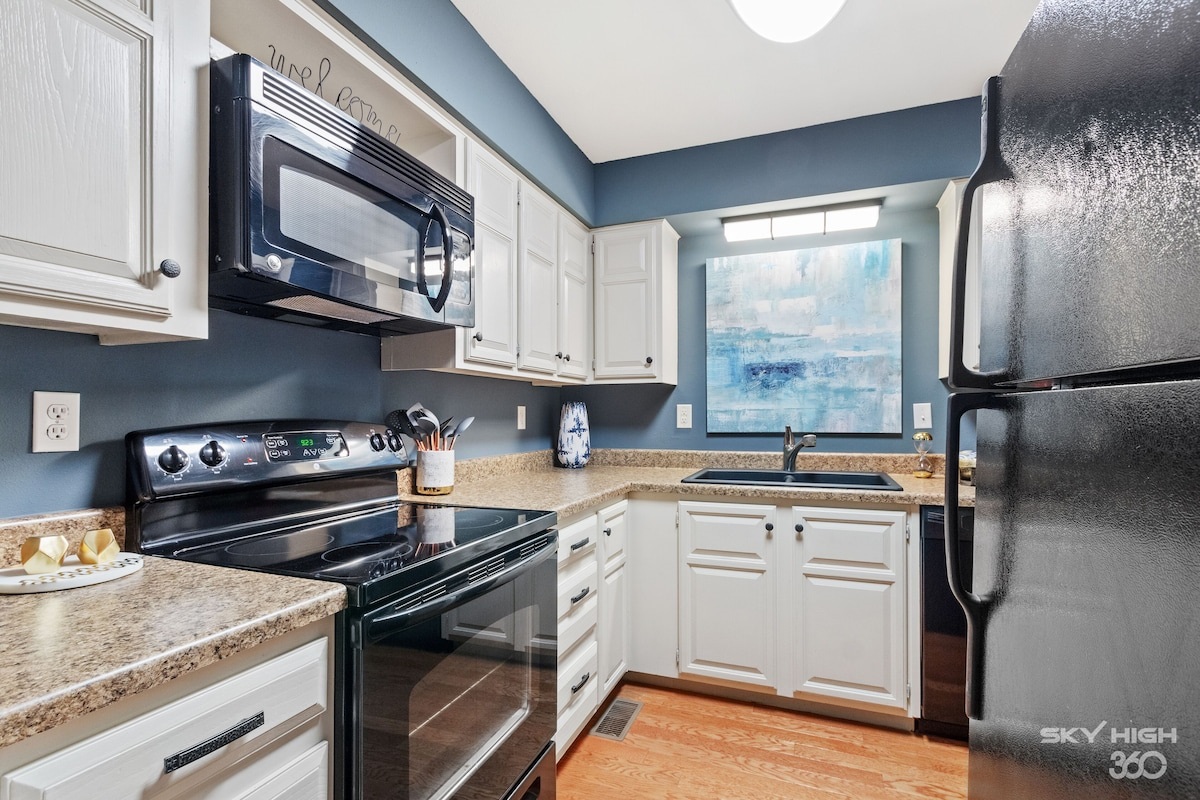 Fully stocked kitchen. 