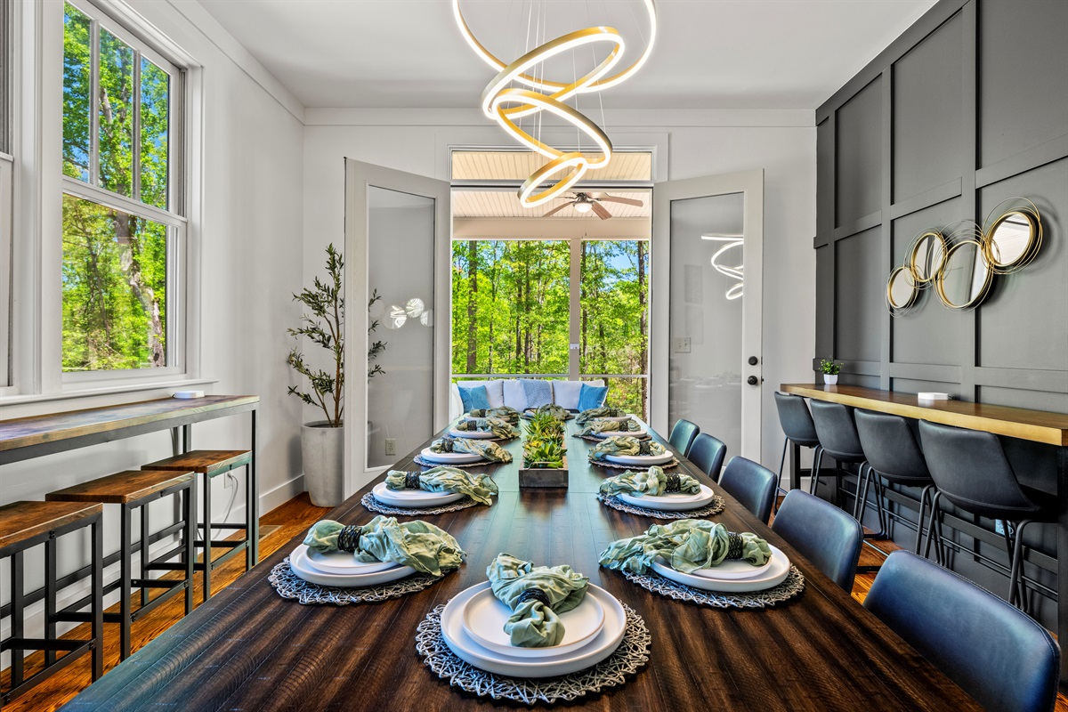 Whether it’s a family meal or holiday dinner, this elegant table comfortably seats 12. Surrounded by forest views and thoughtful design, every meal feels special.