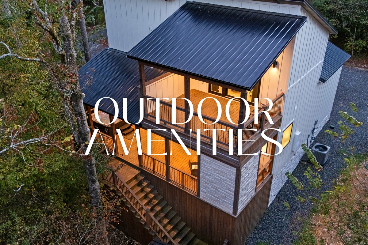 A bird’s-eye view of the cabin tucked into the trees gives a great sense of the peaceful, wooded setting that surrounds the property.