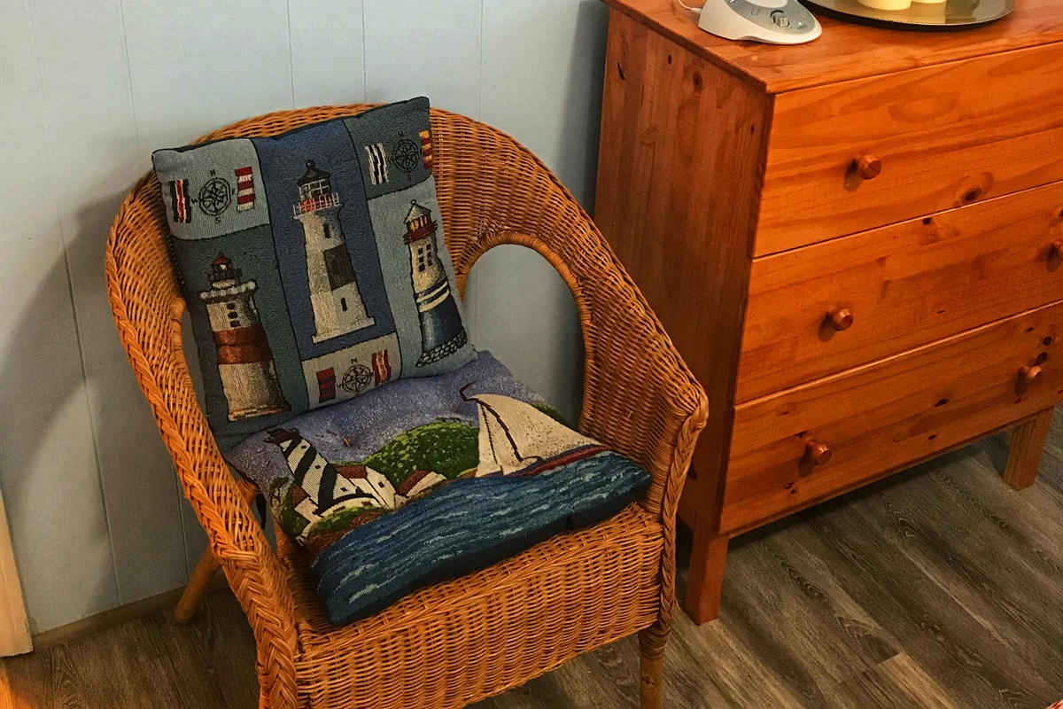 Captain's Cabin OBX — bedroom details