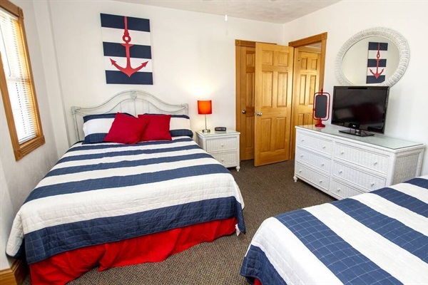 Bedroom 1 - Queen bed and Twin bed