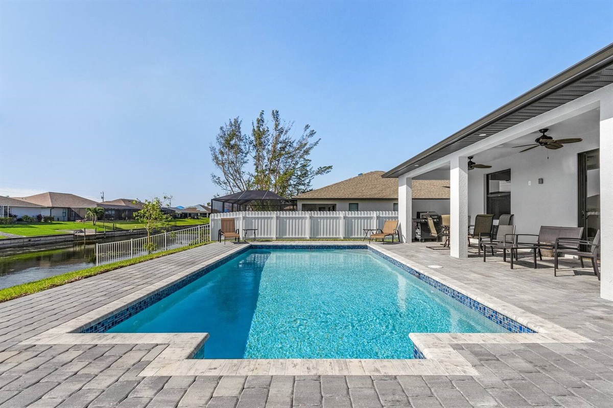 Waterfront Getaway Rose Rental Properties