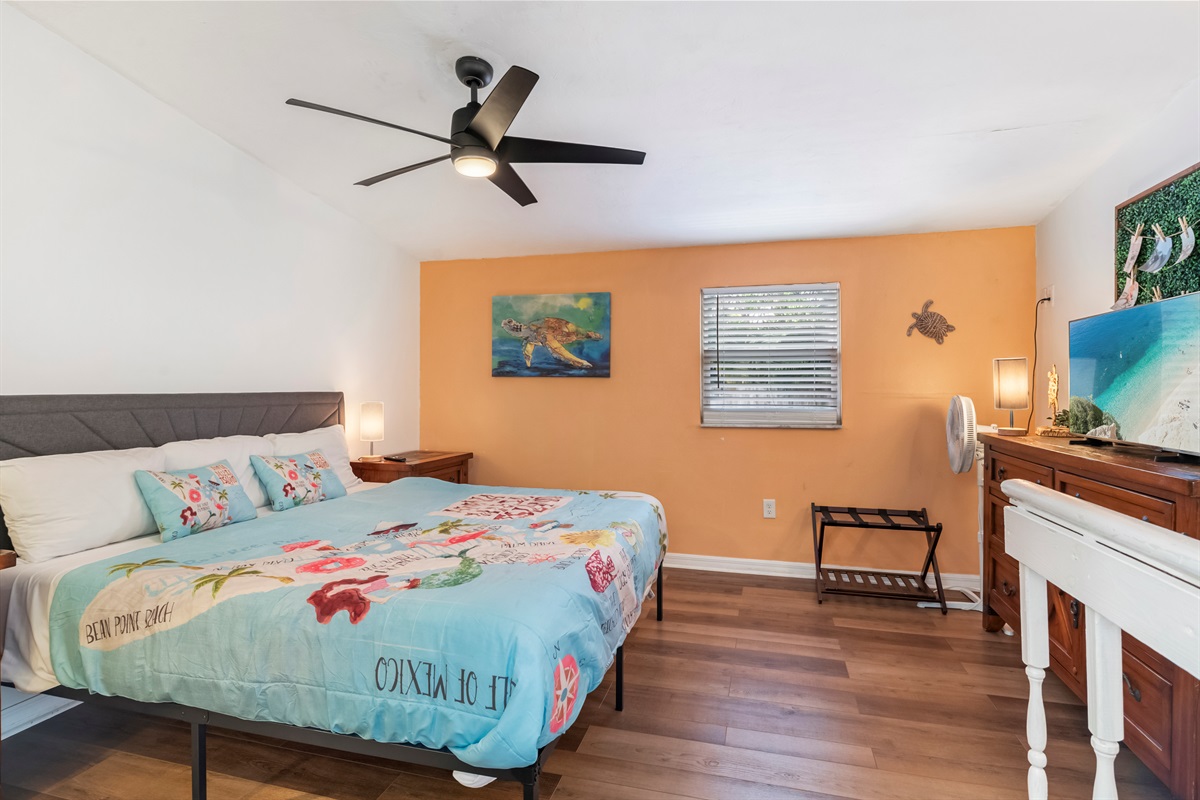 Sea Turtle Themed King Master Suite #2 with new memory foam mattress.