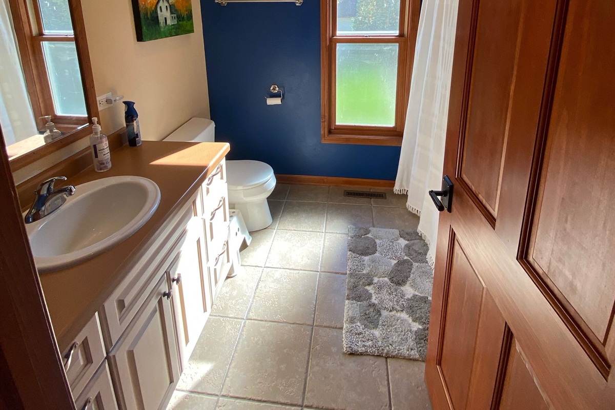 Upstairs Second Bathroom