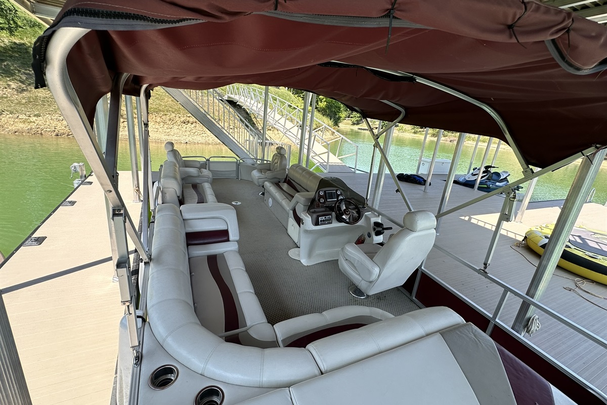 Pontoon Boat Available for Rent (24 ft Avalon w 115HP)