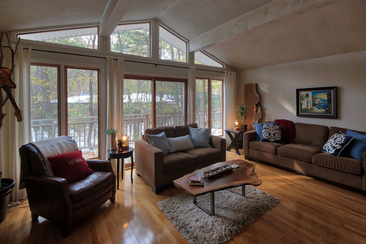 b8416f2a7a464fe4a5dafbb473a0bd16 Large