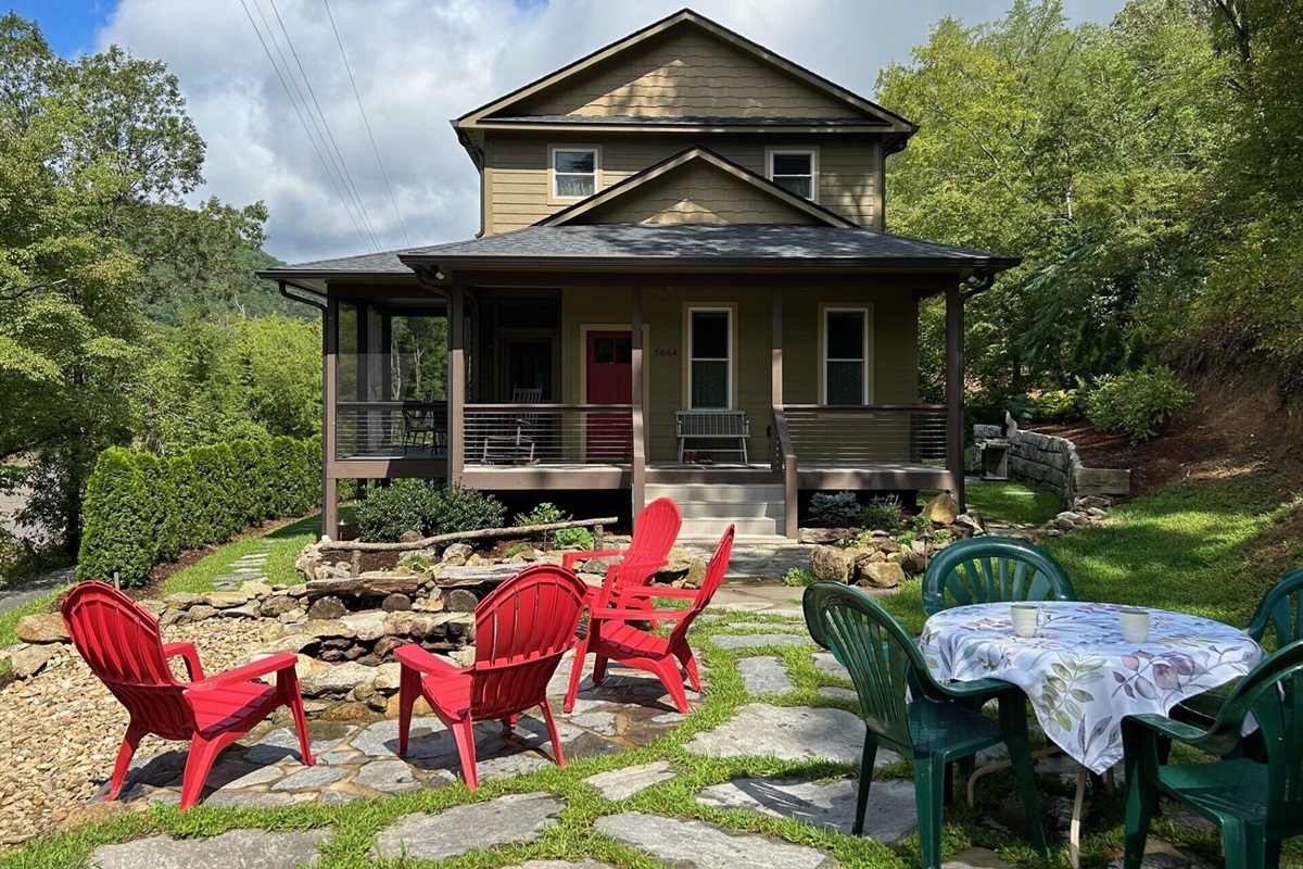 Red Gate offers multiple spaces to enjoy the natural setting & location 