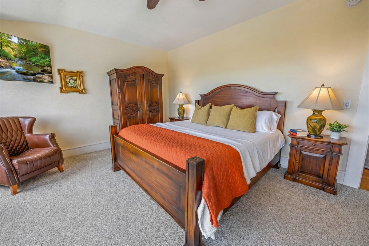 Bedroom 15 - King Bed