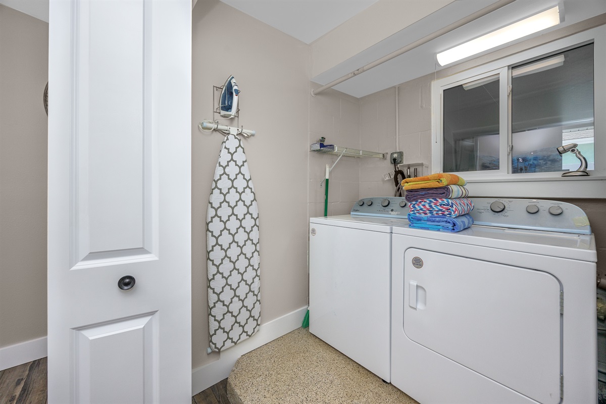 Laundry Room With Extras