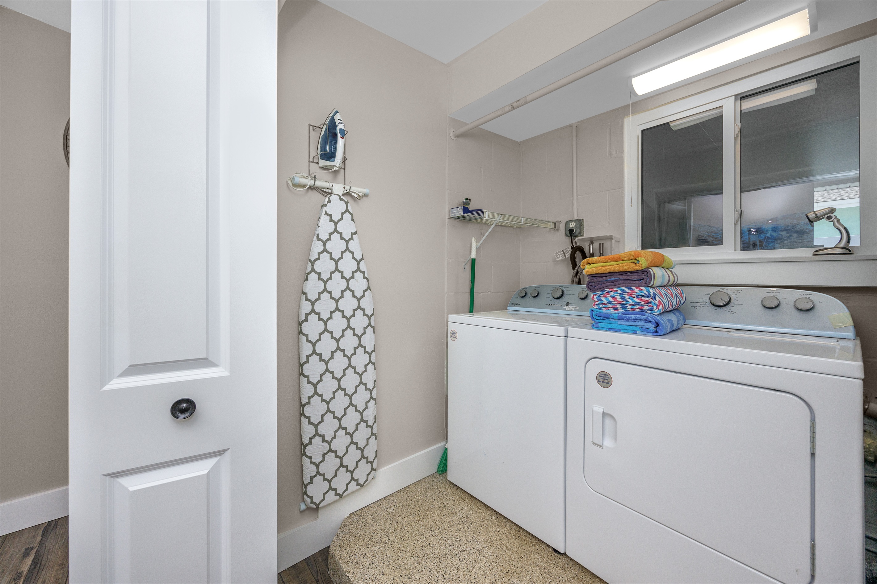 Laundry Room With Extras