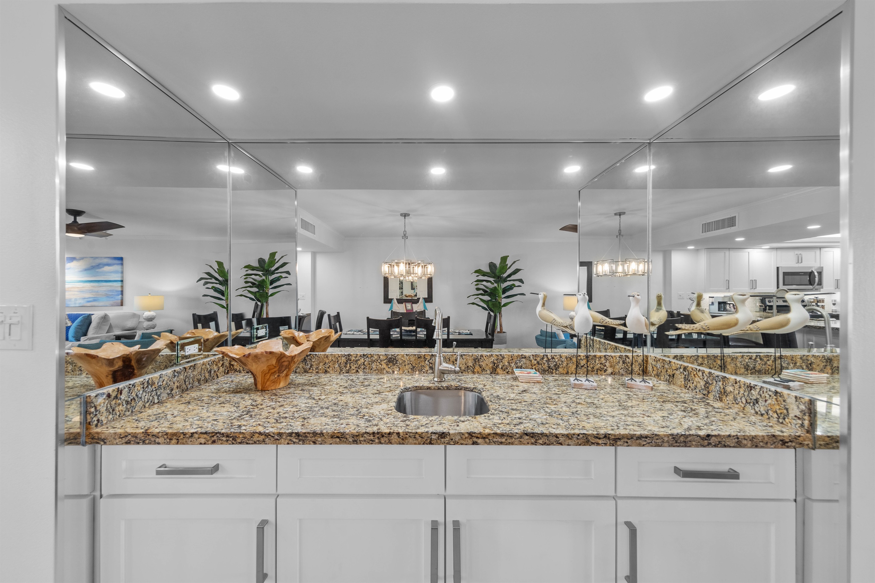 First Class at OVT 406 Beach Front 5