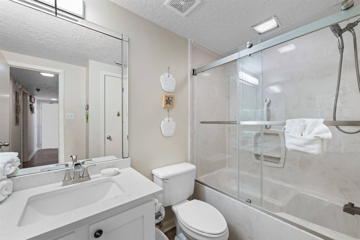 Guest bathroom, tub is perfect for families