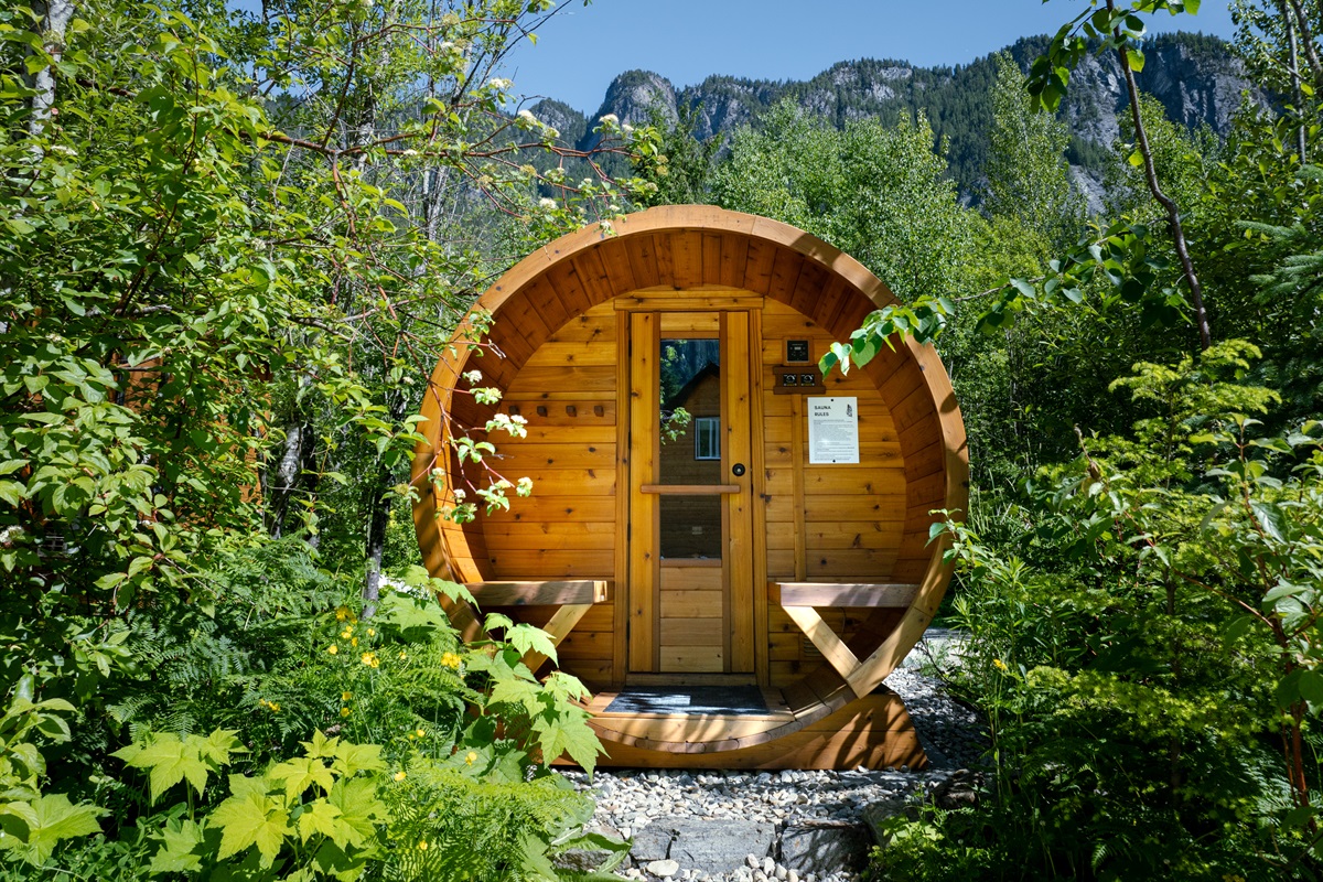 Enjoy our spacious 10-person Cedar barrel sauna