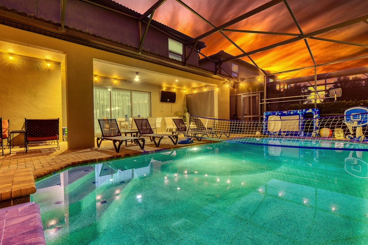 Relaxing Pool and Spa