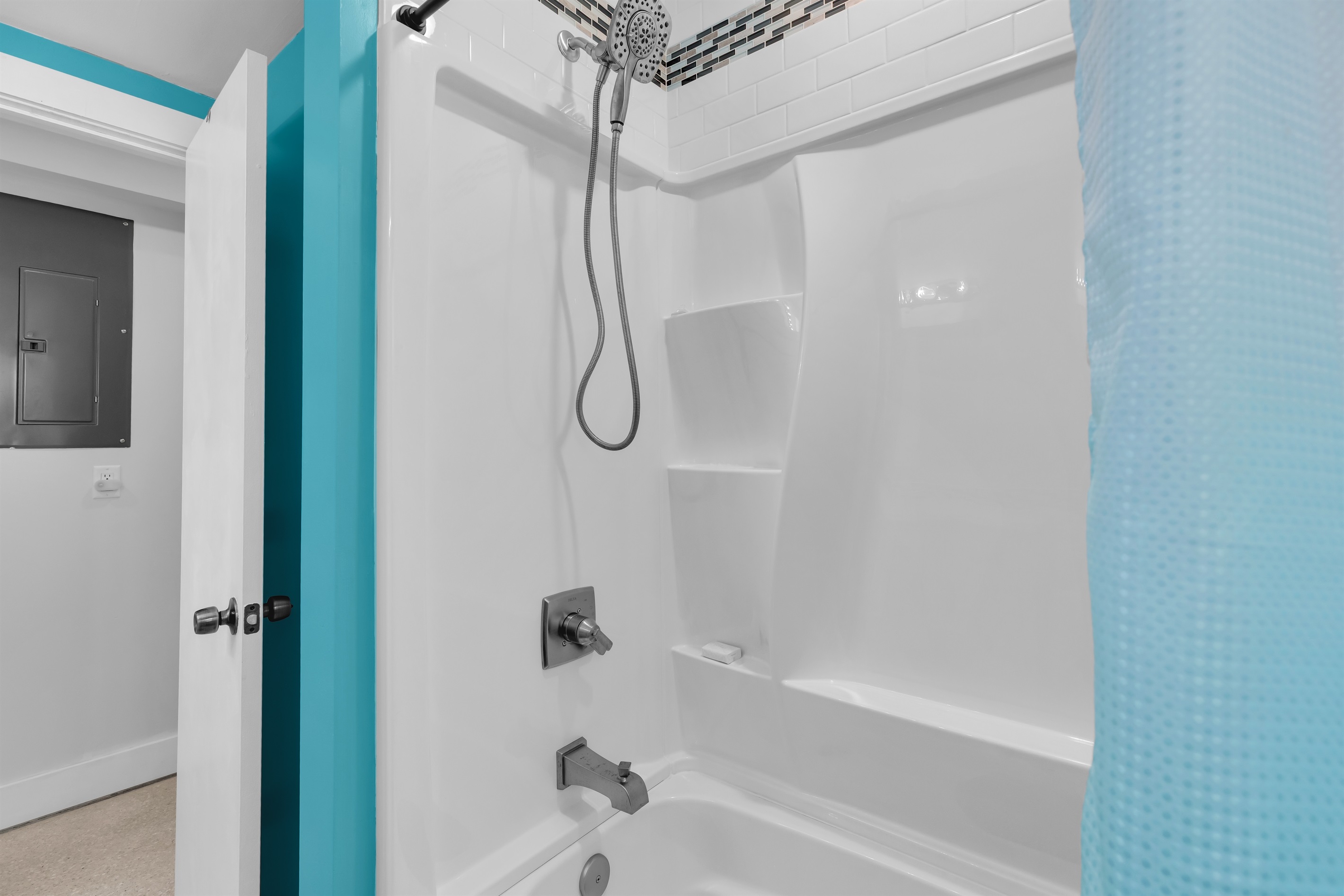 Guest bathroom with tub