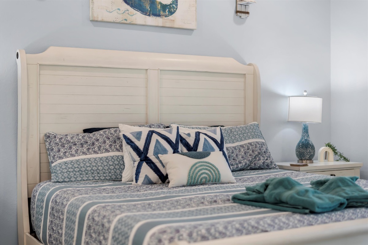 b8838ff4663e4d45801f7c7a4557307b Large | Beachhouse | Texas | TX | Vacation Homes | Galveston | Crystal Beach | Kokomo | Breezy Days | Beachfront Elegance | Sunrise Serenity | Southern Sands Property Management, LLC