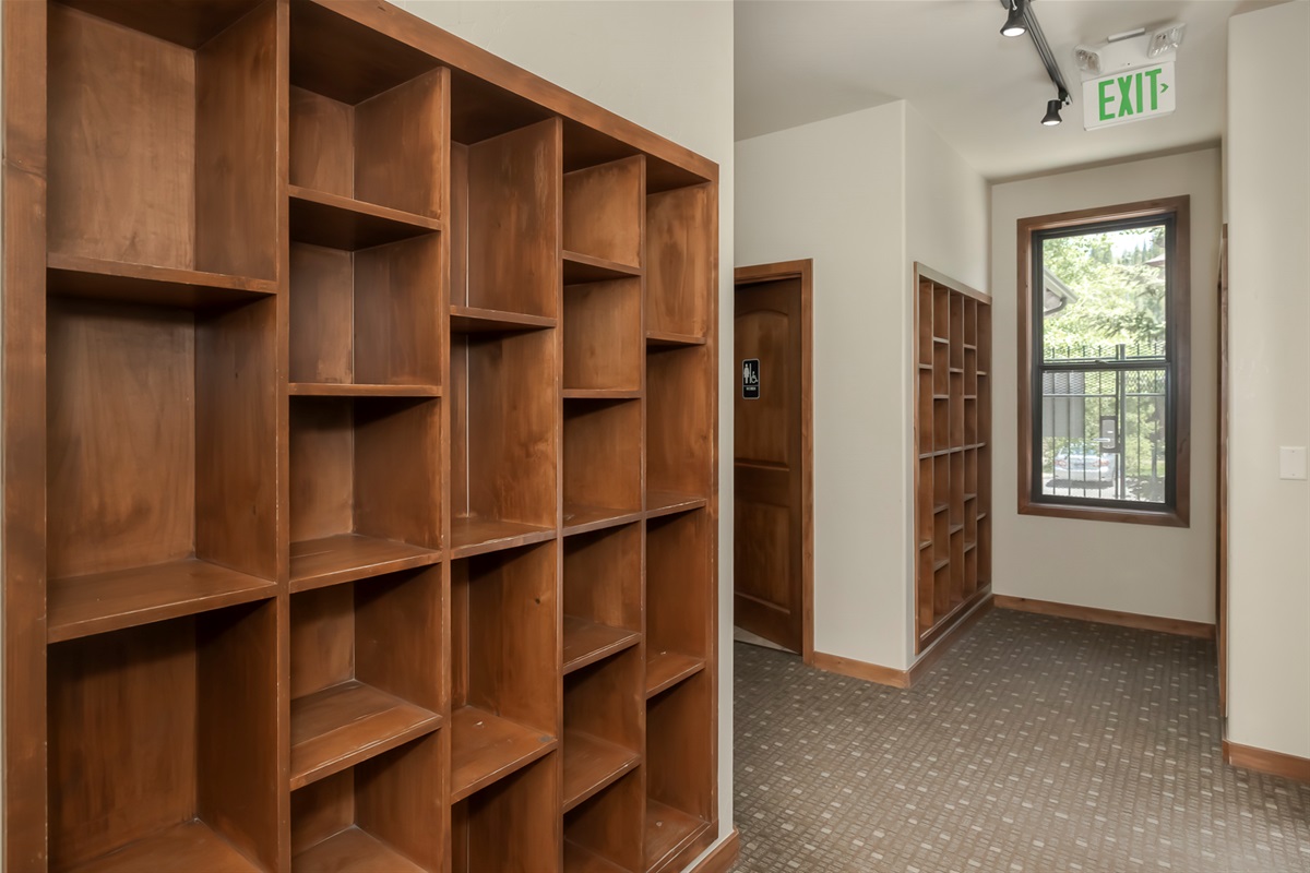 lockers in clubhouse