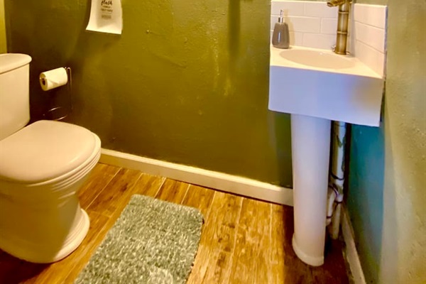 Bedroom 7 attached Bathroom