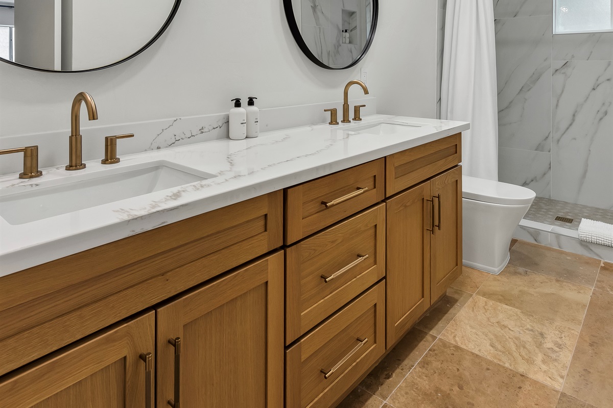 Master Bathroom with Dual Vanity