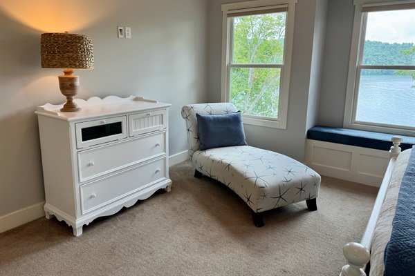 Upstairs Primary Bedroom Sitting Area
