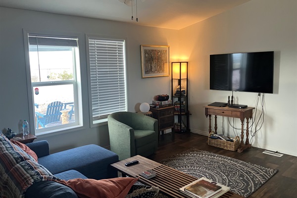 Living room withj big smart TV