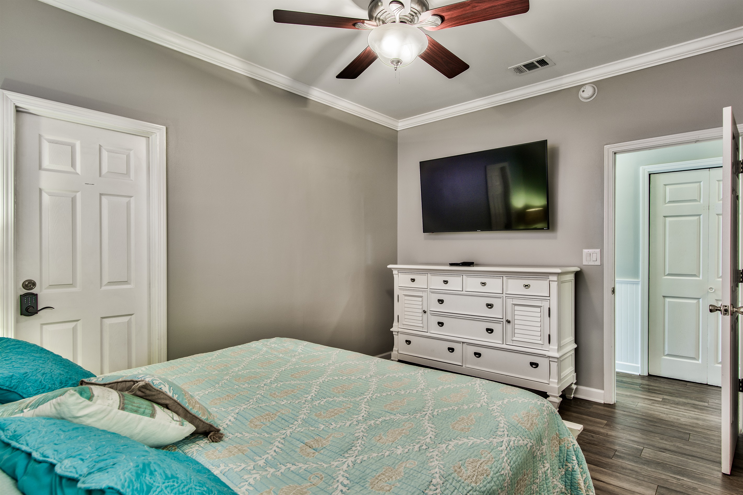 Master Suite with Smart TV and direct access to screened porch