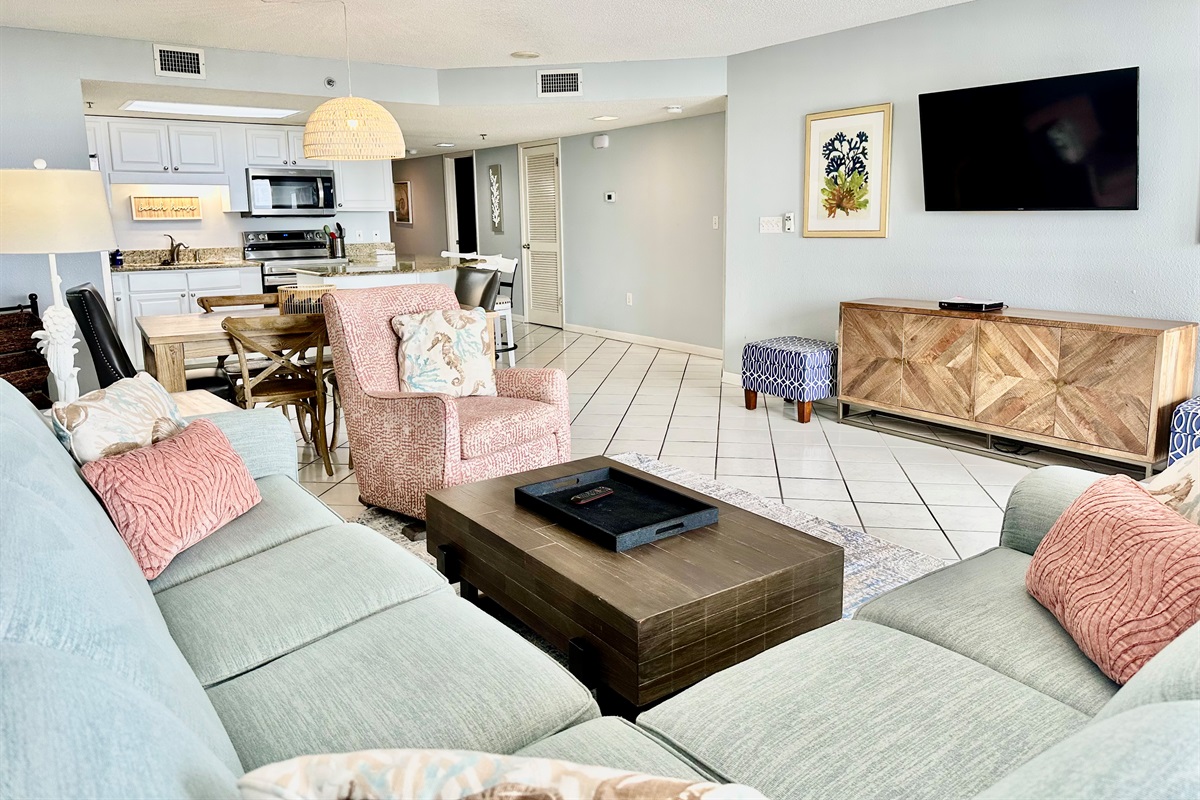 The two guest bedrooms are down the hall on the left...