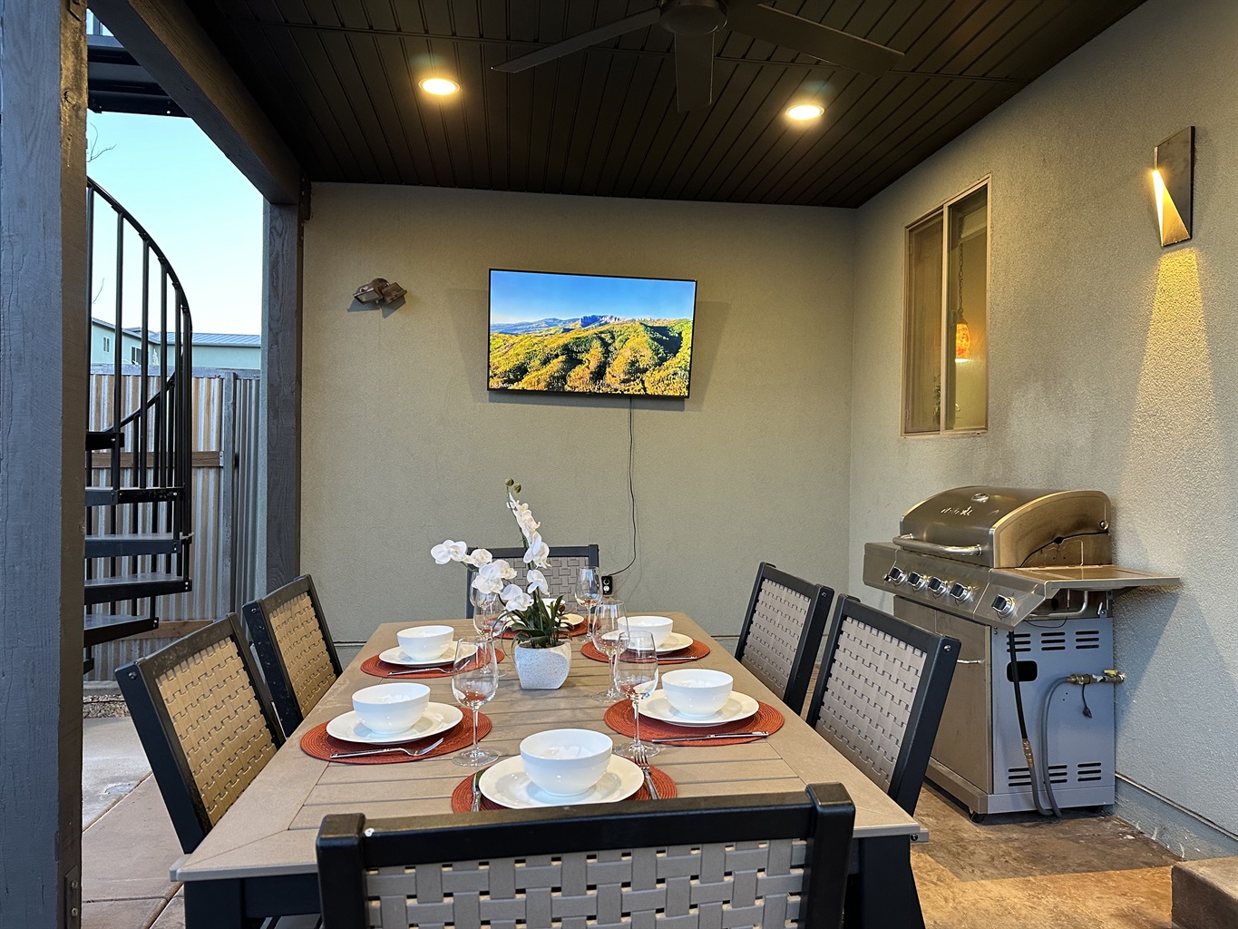 Outdoor Eating and BBQ Smart Tv