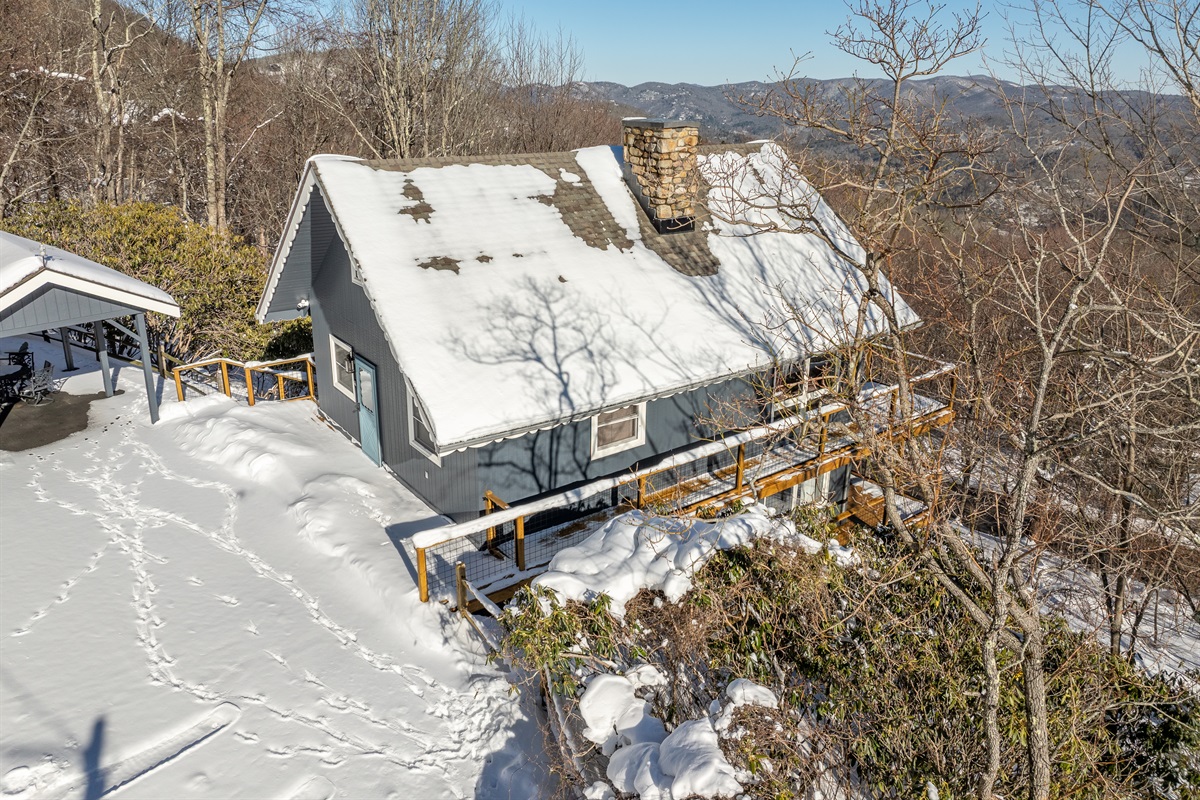 snOMG! In one week in Jan ‘24, we got 16 inches of snow, which was perfect for drone pics of our amazing views! And LOOK @ the clear roads-views without much hassle-Thanks, Seven Devils!