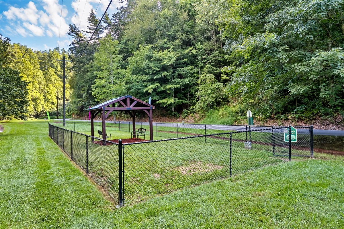 Shagbark Dog Relief Area