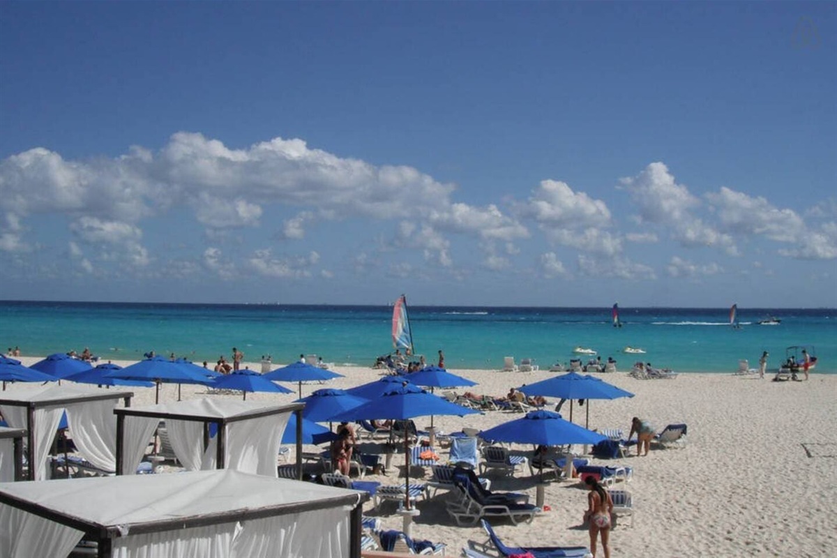 The Beach access, free use. 