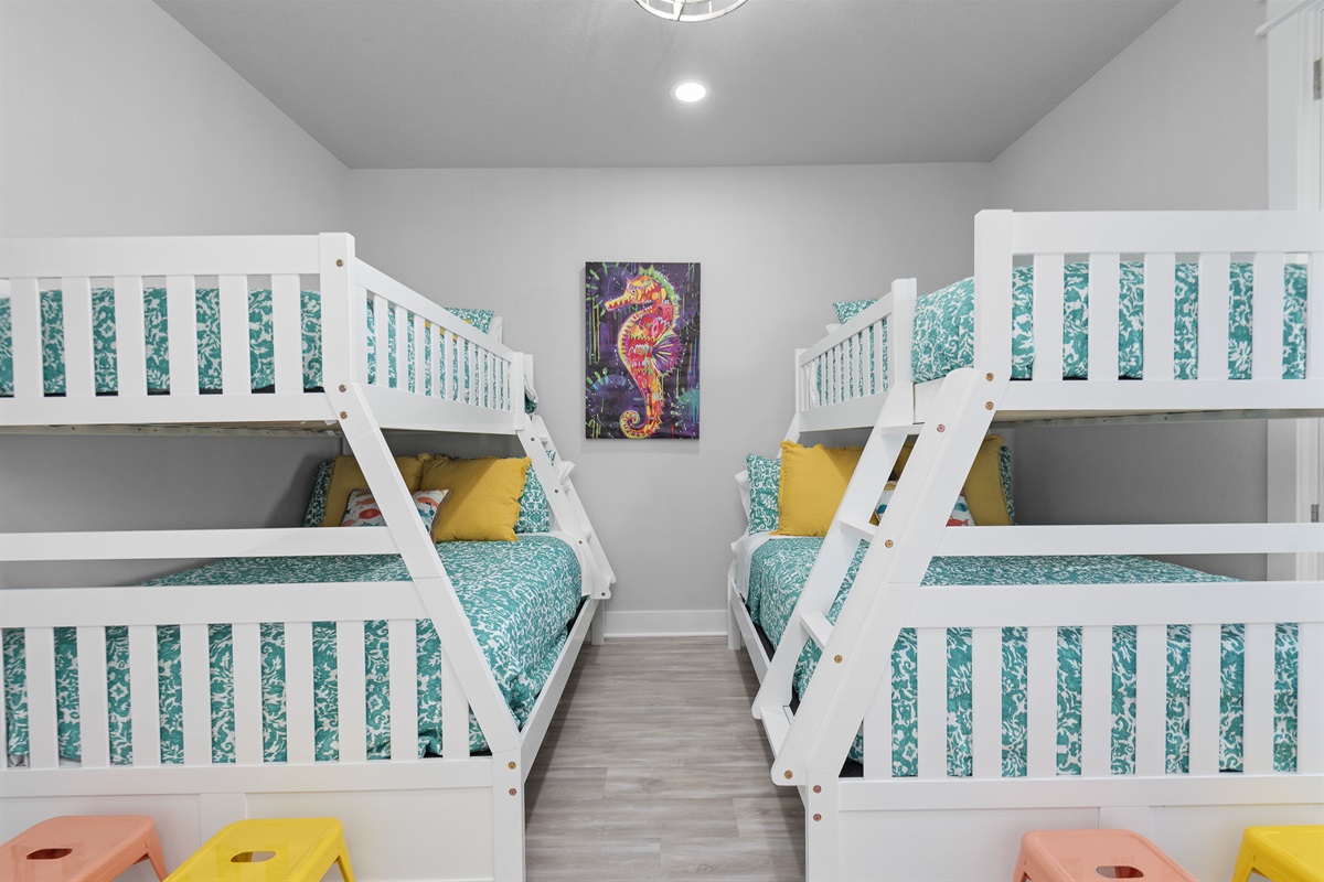 b8ff09ed162c40f5a6cde2879cfc921c Large | Beachhouse | Texas | TX | Vacation Homes | Galveston | Crystal Beach | Kokomo | Breezy Days | Beachfront Elegance | Sunrise Serenity | Southern Sands Property Management, LLC