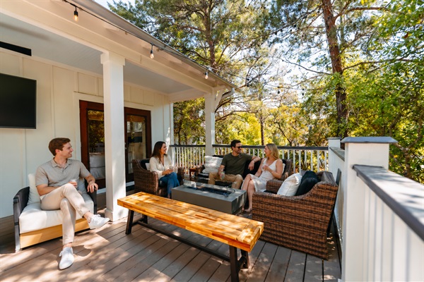 A peaceful outdoor space made for unwinding and gathering. 

