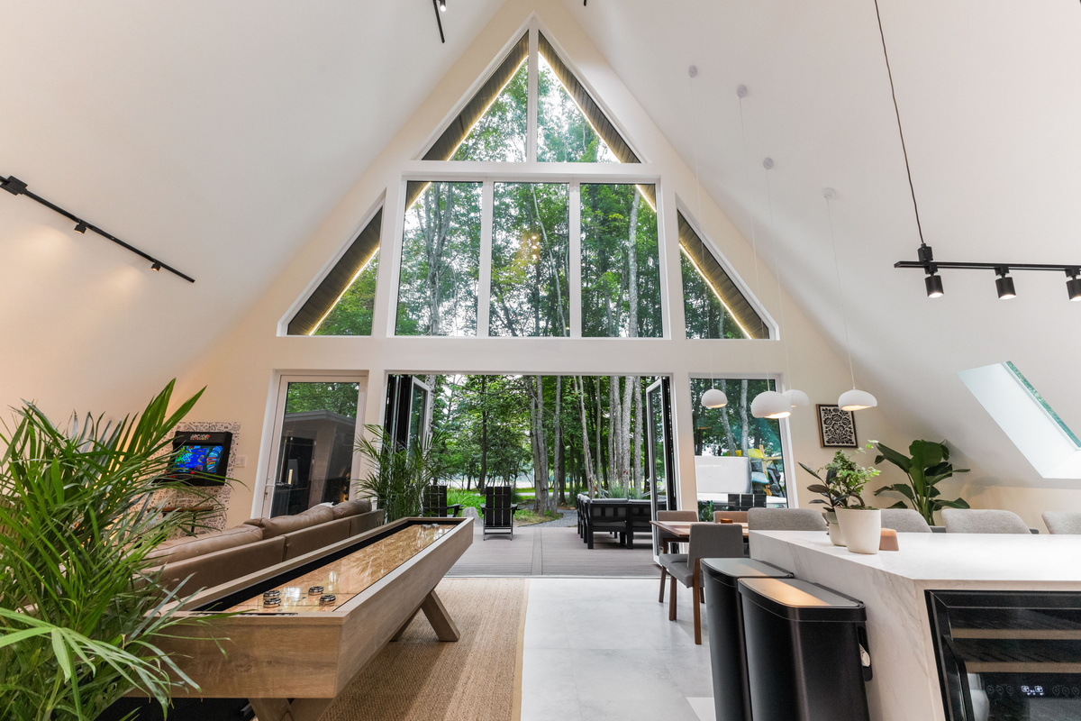 Vaulted ceiling, three stories up