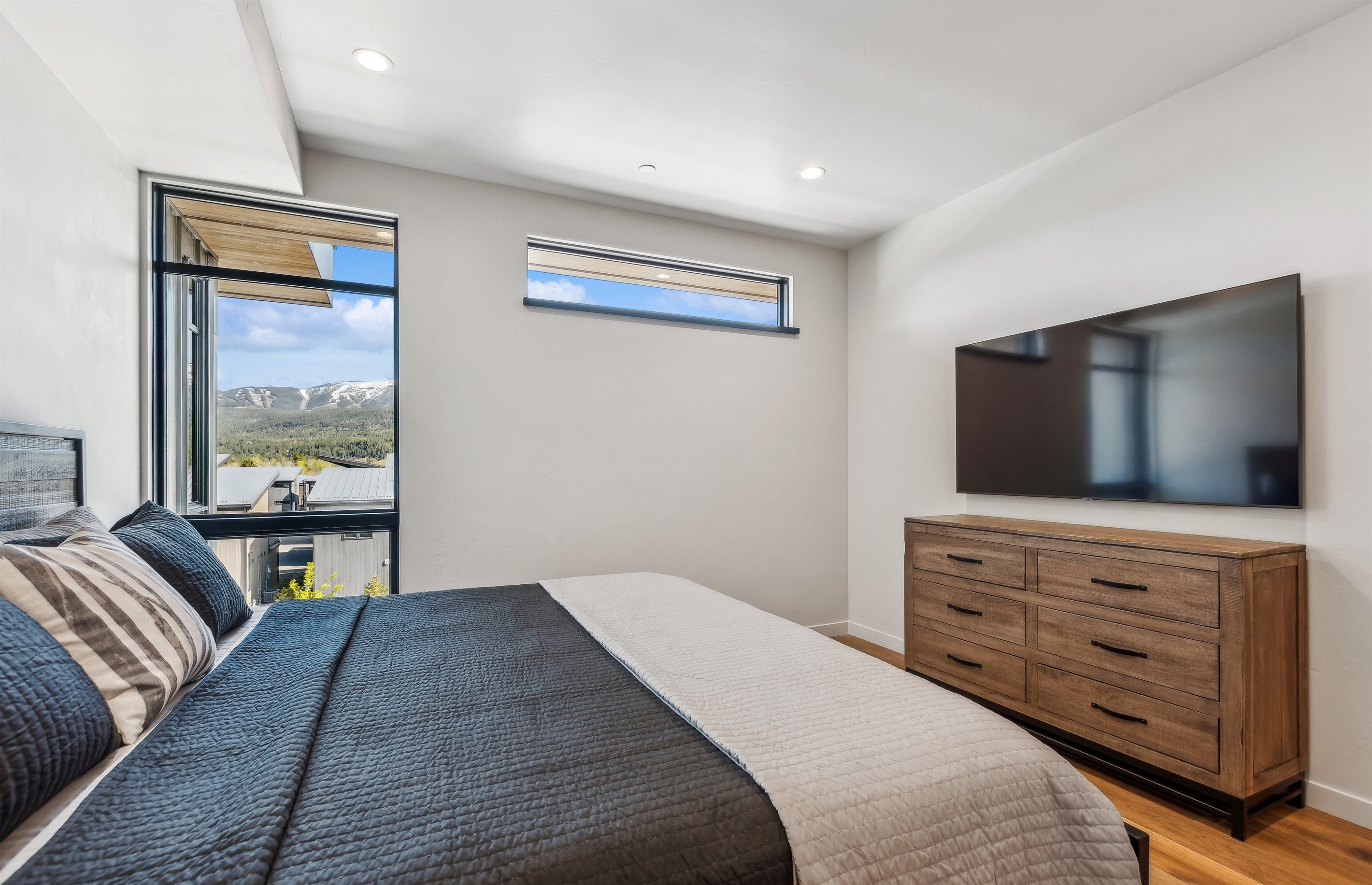 Stunning mountain views and sleek décor await your relaxation!