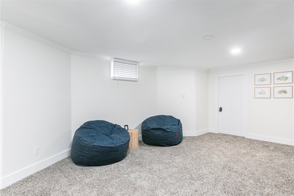 Freshly Updated 5BR2.5B 5min to ND Stadium, photo 43