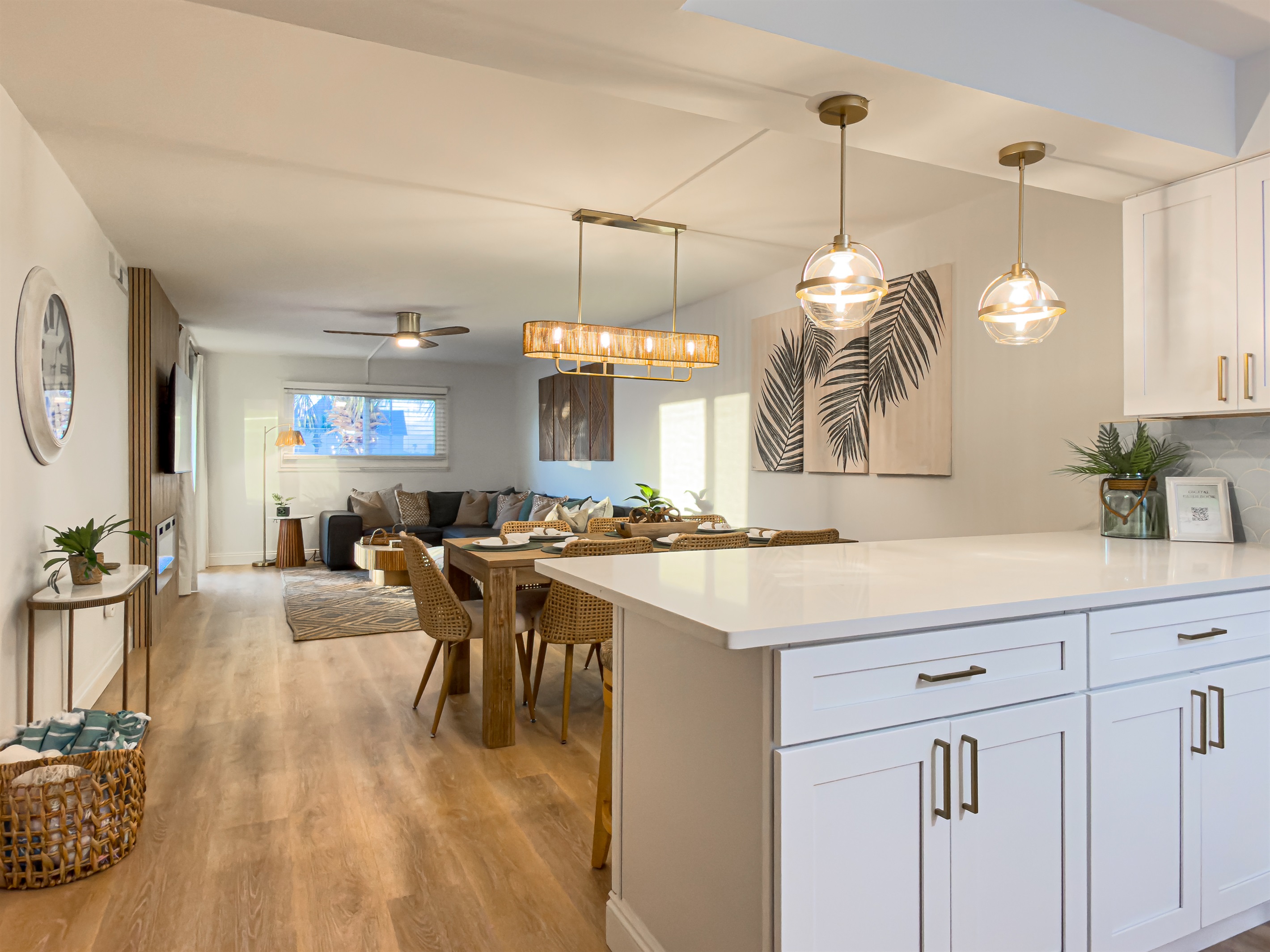 Whether you are making a full family meal or just laying out local takeout, this open layout gives you plenty of room to spread out.