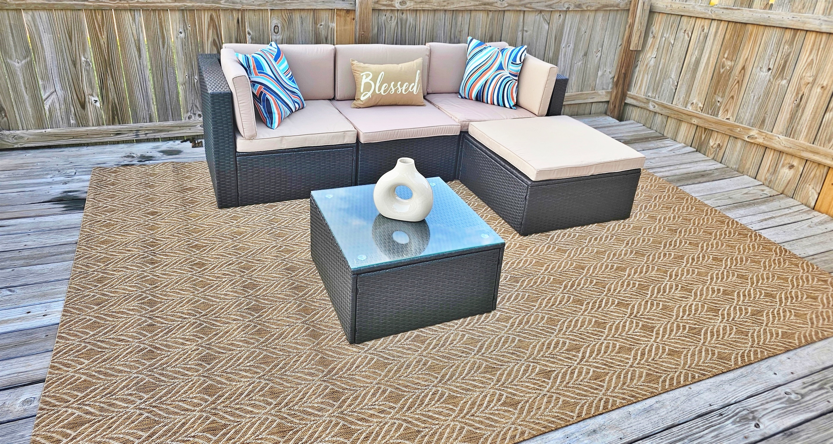 Large deck located right off the main bedroom