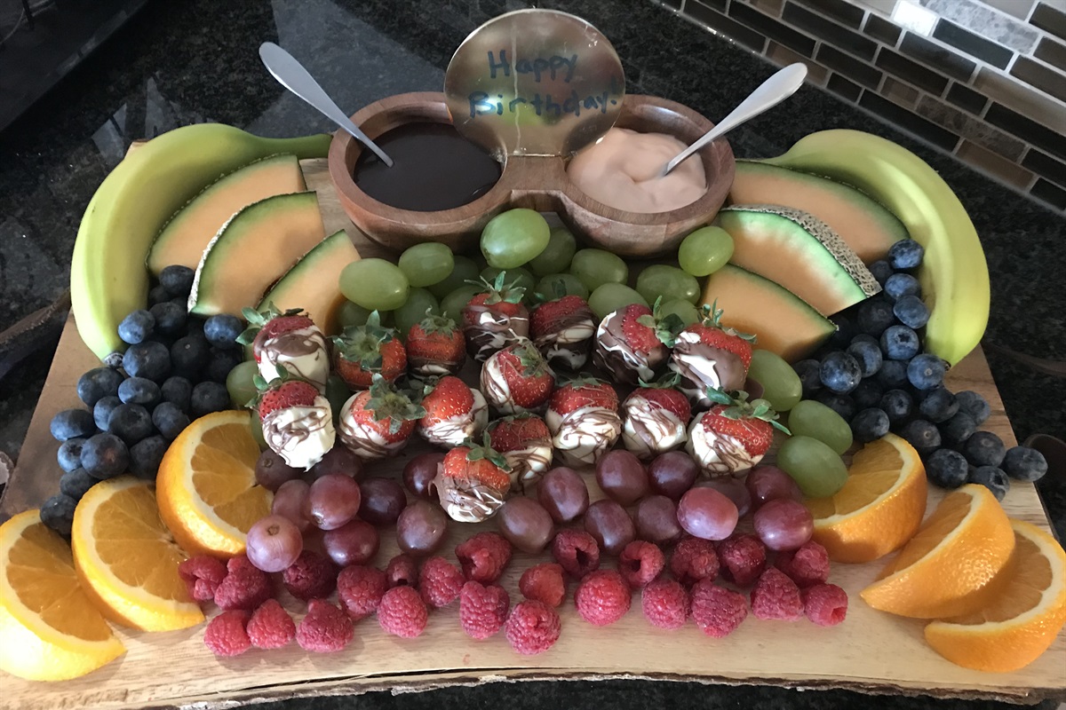 FRUIT AND DIPS