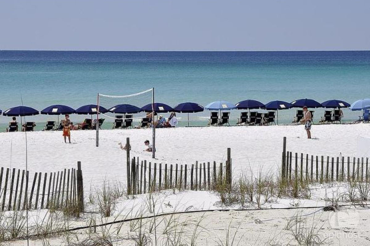 Pristine Sandestin beach steps from your door