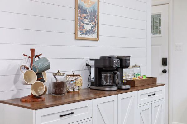 Rise and brew — whether you're a Keurig person or a ground-coffee purist, this coffee bar has you covered.