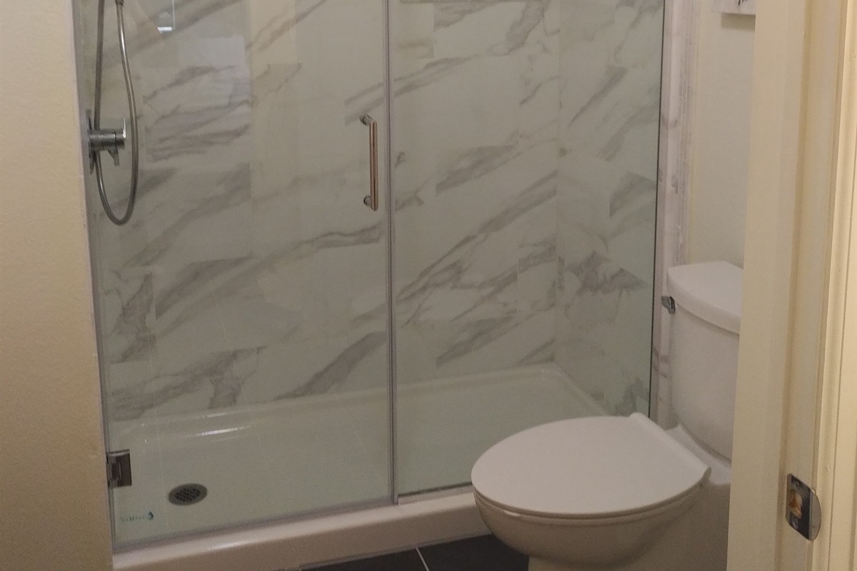 Ensuite Bathroom 1 | Stand Alone Shower |Toilet