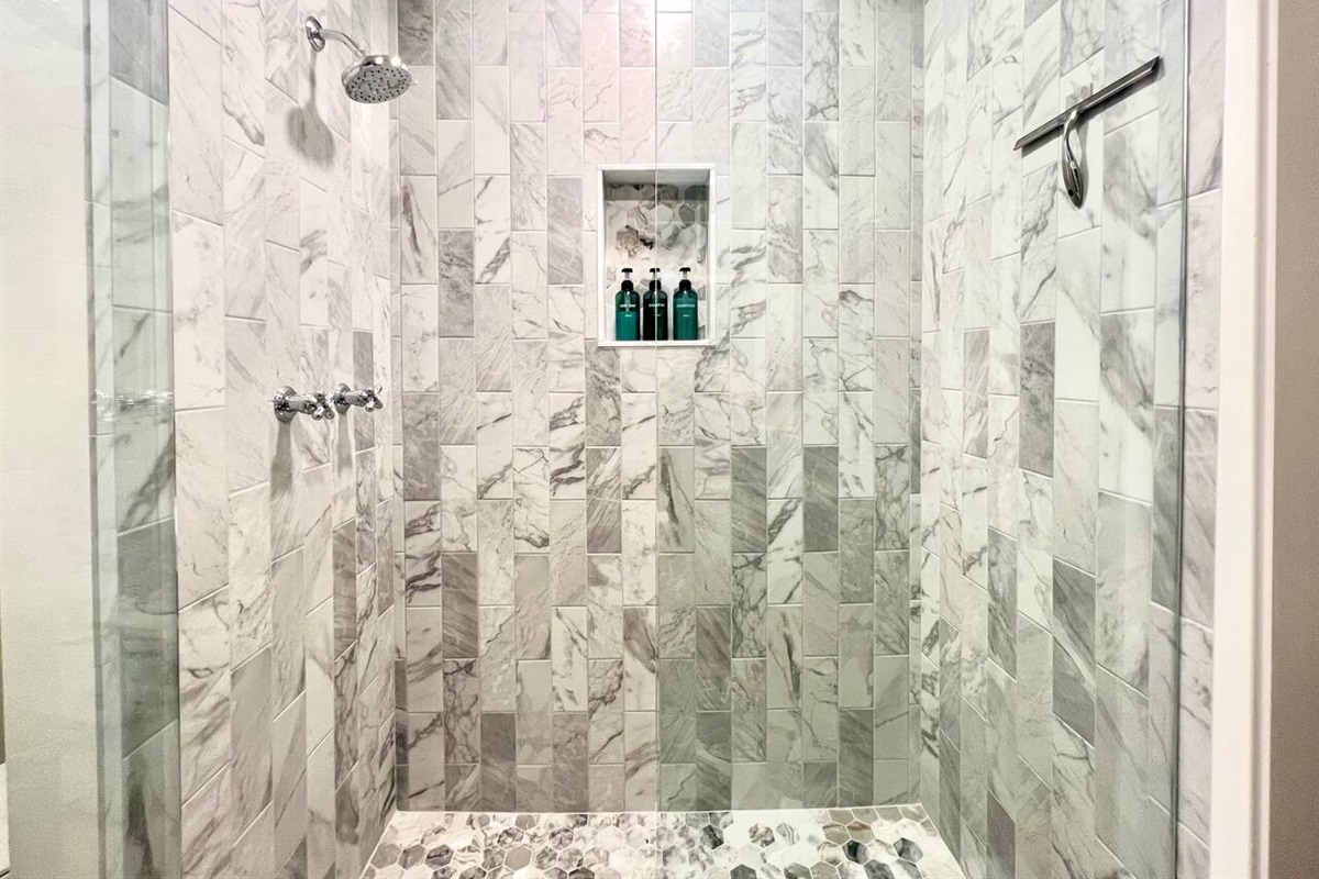 Full Size Shower