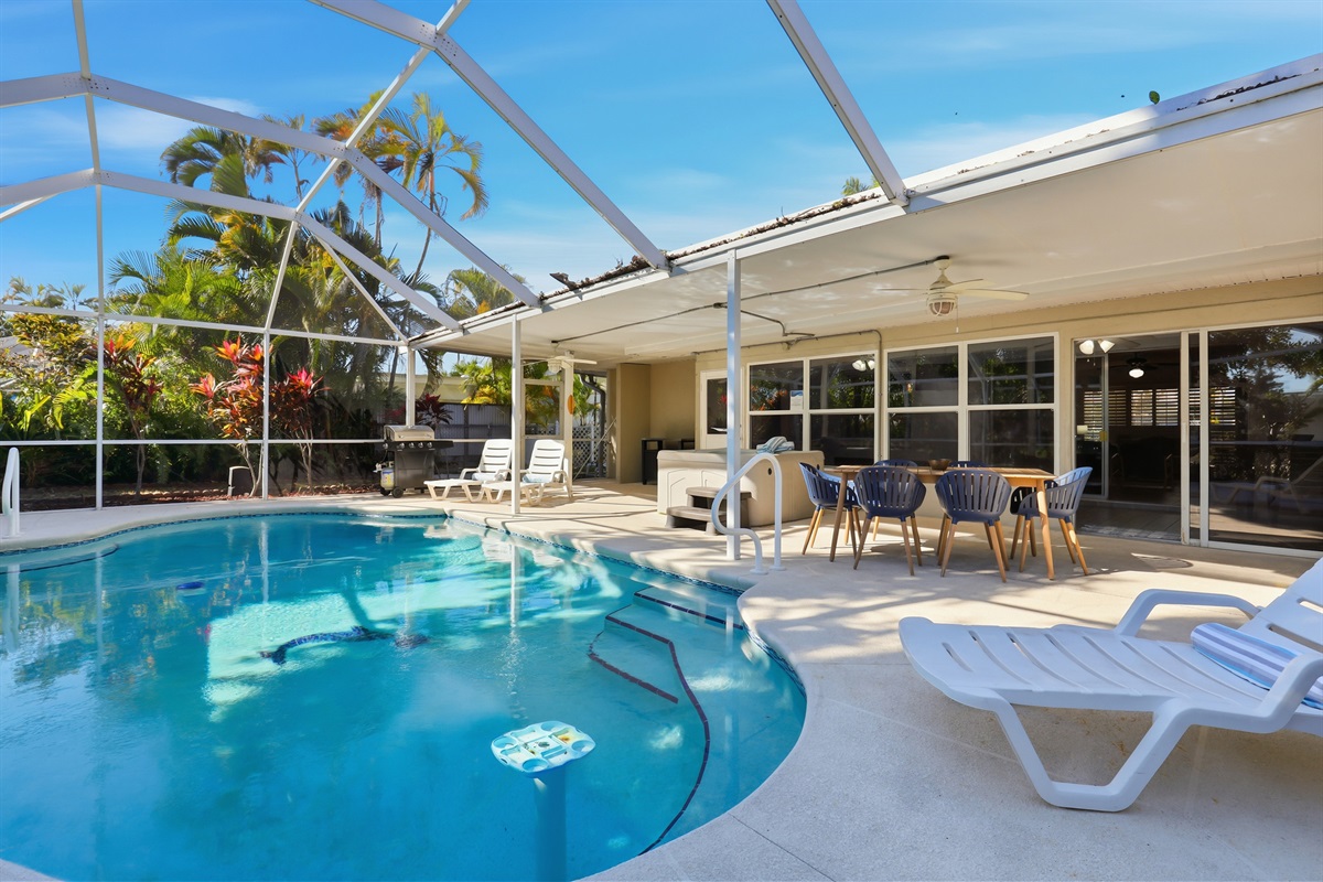 Pool heated to 80 free of charge.